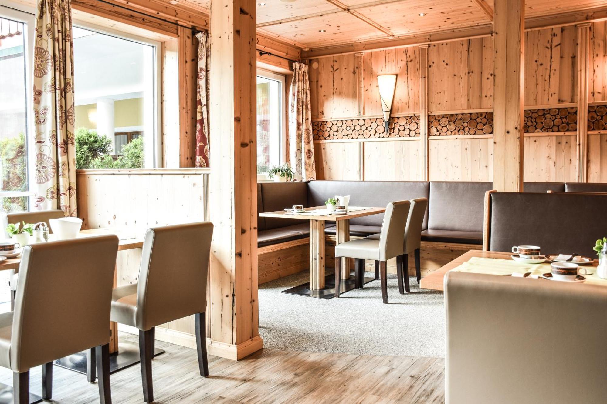 Alpen Appartements Laerchenhof Лермос Екстер'єр фото